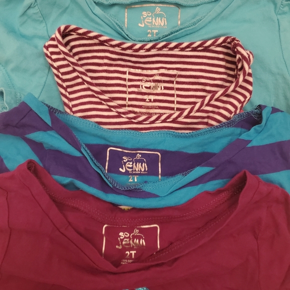 So Jenni Bundle of (4) 2T Girl's Tops - Picture 2 of 7